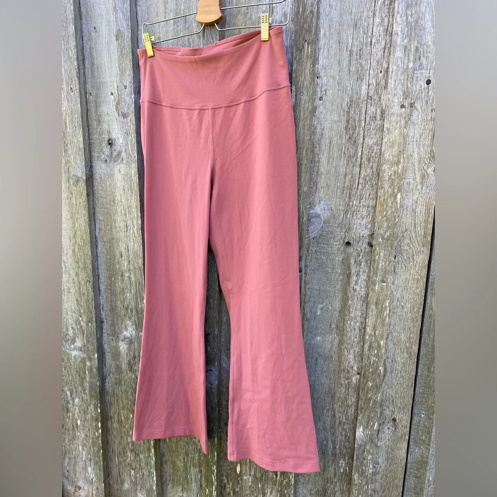 LULULEMON groove pant flare super high-rise *nulu spiced chai size 12 2021 - Picture 7 of 10